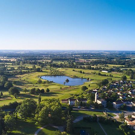 Les Chails Gite Les Forges  Exterior foto